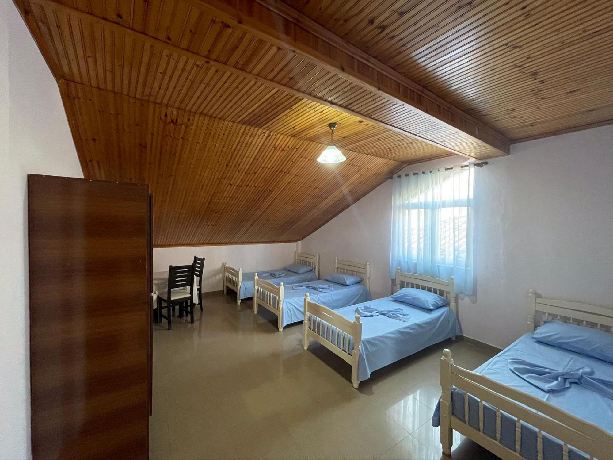 My Hostel - Privates And Dorms Shkodër Esterno foto
